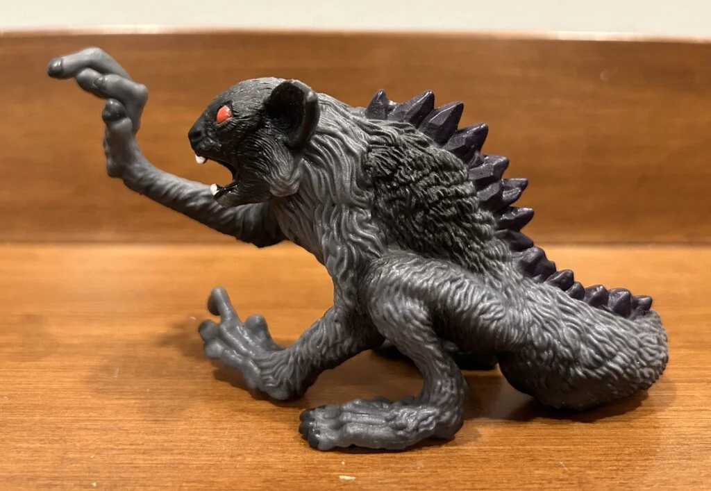 Schleich Shadow Lemur Review: A Crouching Eldrador Forest Creature