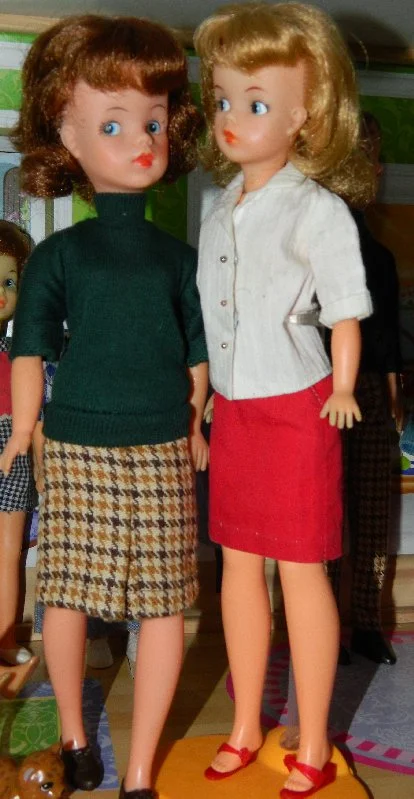 "isn't Paul dreamy?" Sindy asks.